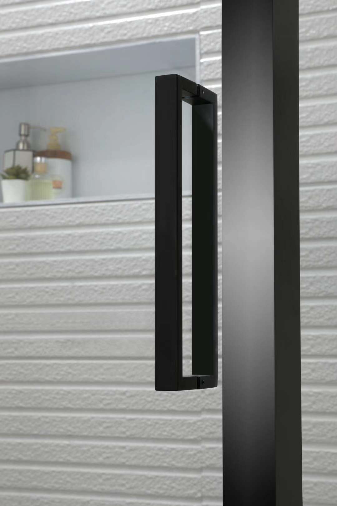 The Bette Super White Crystal Glass shower Enclosure 68 series features an elegant black, safe and fingerprint-free integrated design Specification image