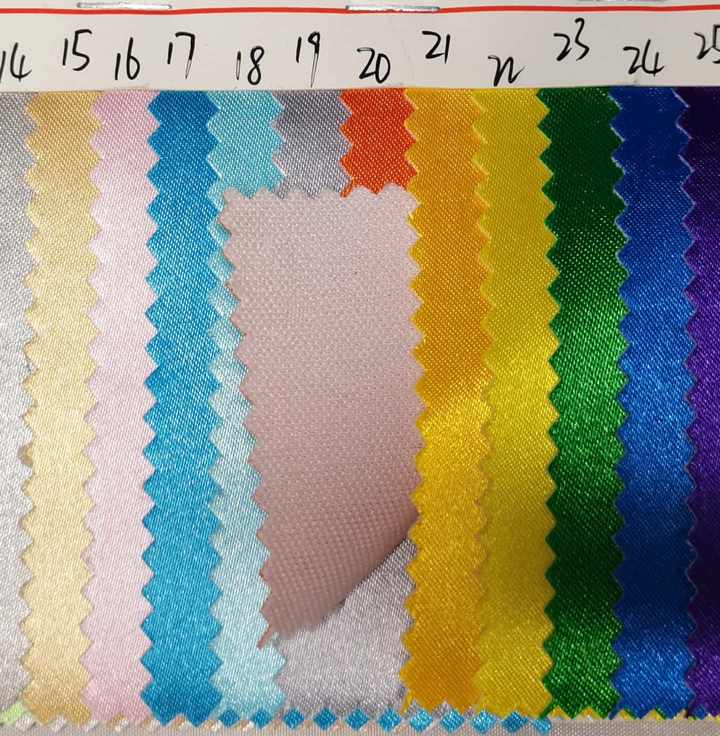 厂家直销现货供应低价批发色丁复合大量现货白底实物图