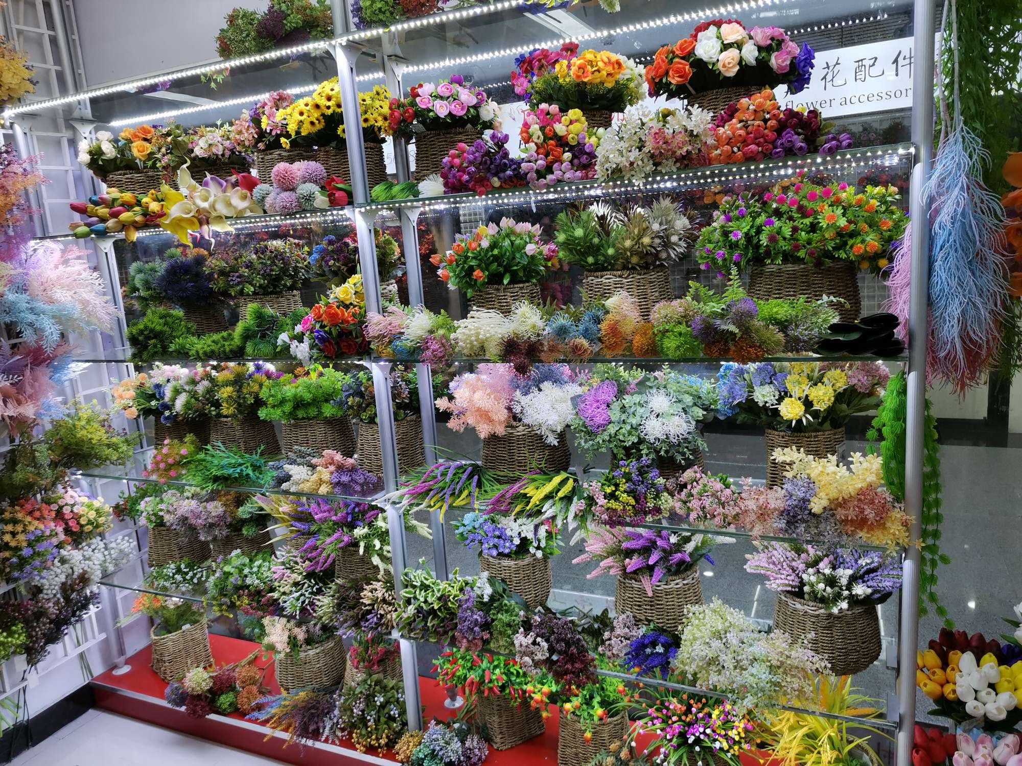 Dongqu Zhongxin Silk Flower Craft describe pic - 1