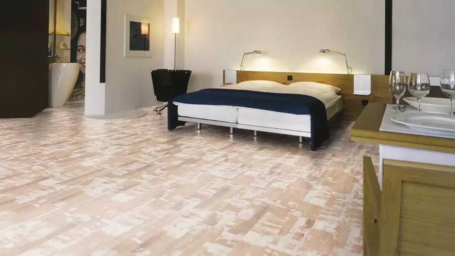 The price of Dehejia Flooring's German Rumu Rooms laminate flooring R1008 is negotiable undefined
