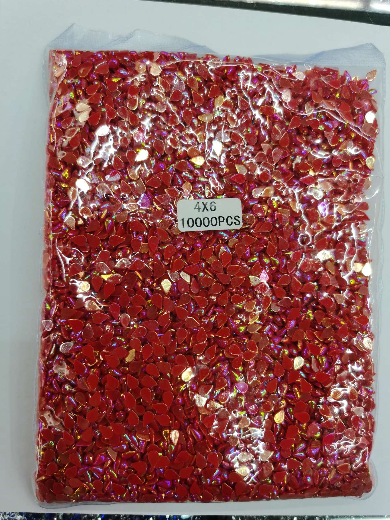 Taiwan acrylic diamond solid color AB premium diamond Application Scenario