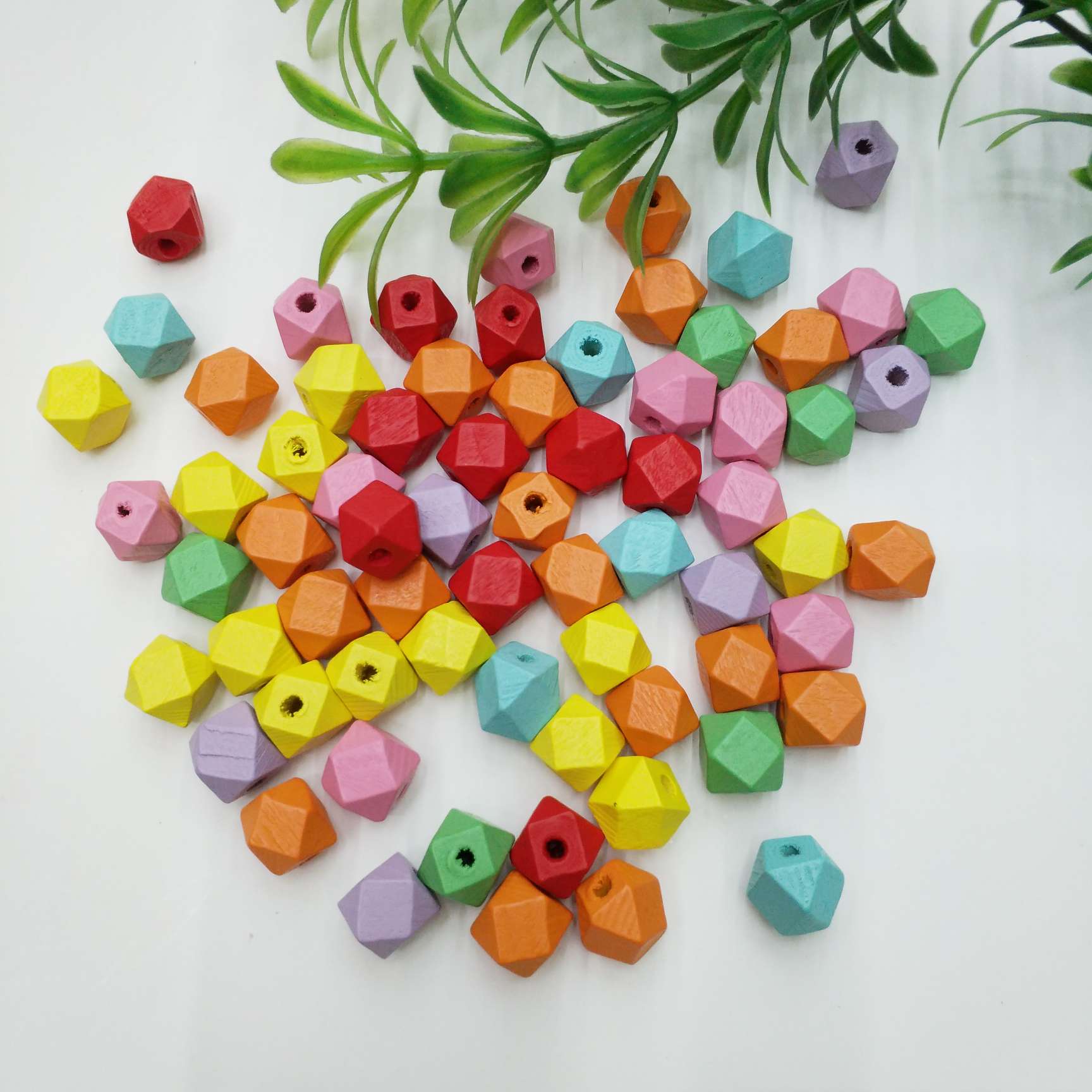 10mm-25mm八角珠各种规格彩色木珠环保水漆工艺装饰配件儿童玩具配饰详情图4