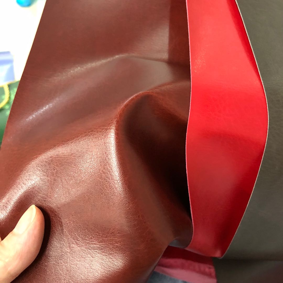 Factory direct sales of pressed PU leather brand leather crystal cowhide bag fabric Specification image