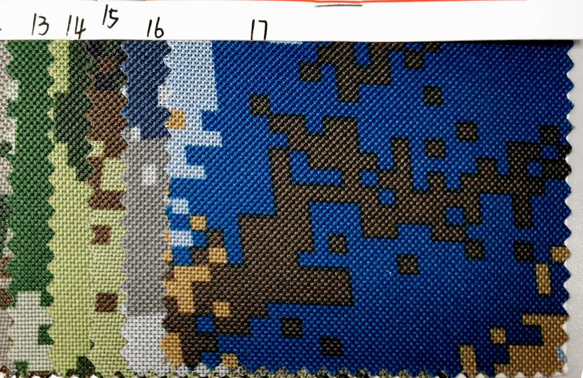 迷彩服、军迷服、作训服实物图