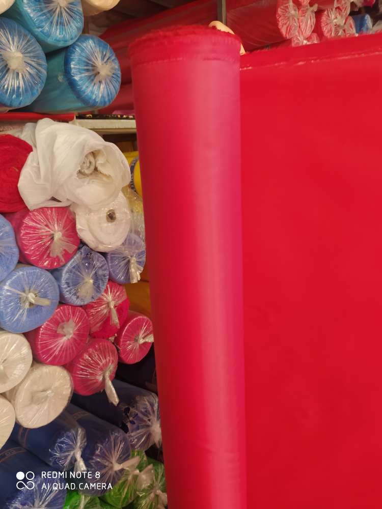 210D bright red Oxford advertising cloth is widely used in advertising, handicrafts and luggage details Picture