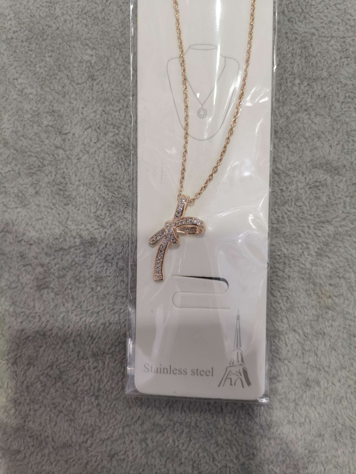 蝴蝶结锆石项链