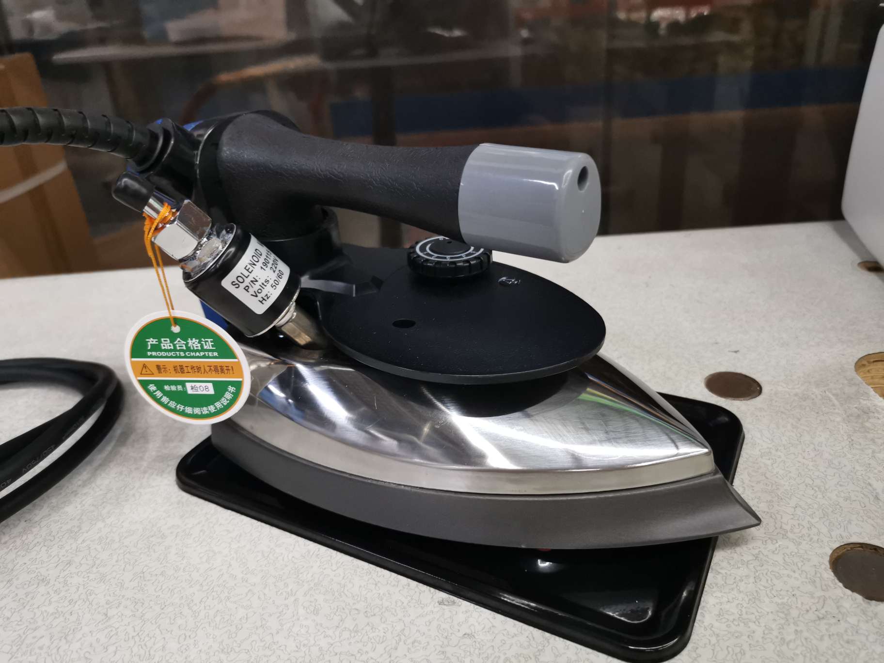 极牌300L型吊瓶熨斗蒸汽熨斗电熨斗
