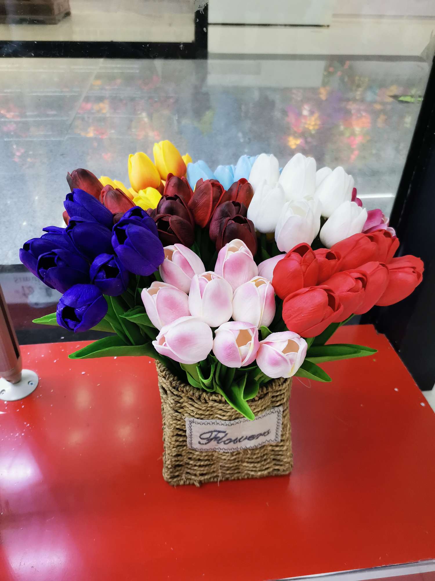 Simulated mini touch tulip Specification image