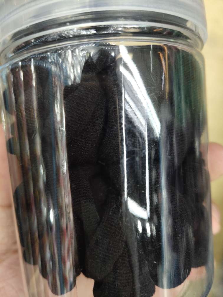 The hair band (black) with the new crocodile pp clip is so colorful and delightful. Just looking at it makes me want it. It's so colorful and delightful that I want it details Picture