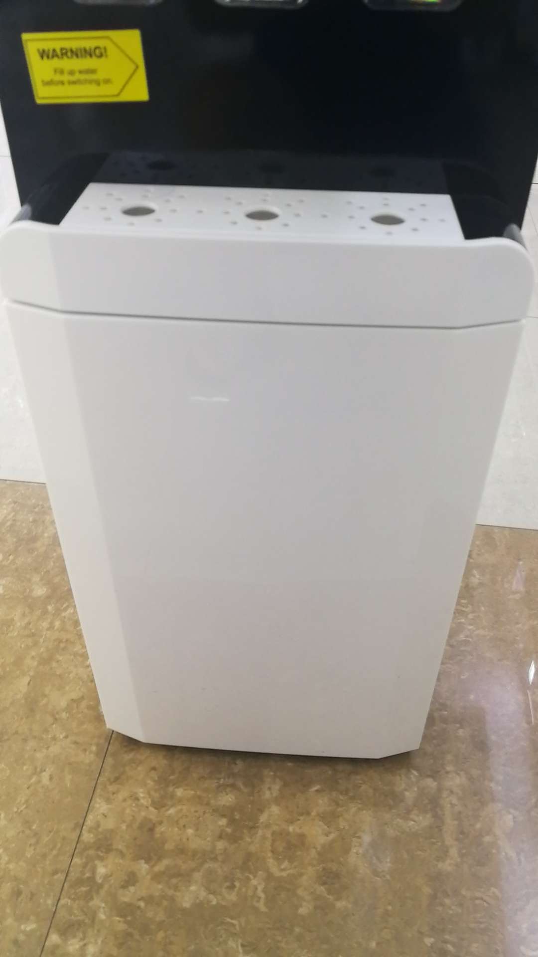Electronic refrigeration water dispenser undefined