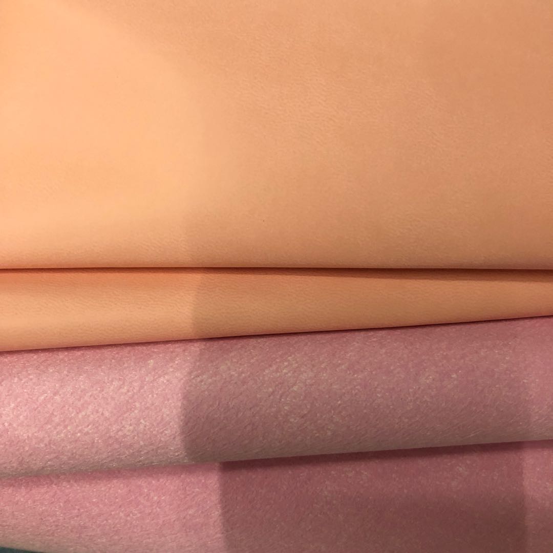 Factory direct sales of small wood grain pu leather fabric, embossed leather color-changing trademark leather bag fabric Specification image
