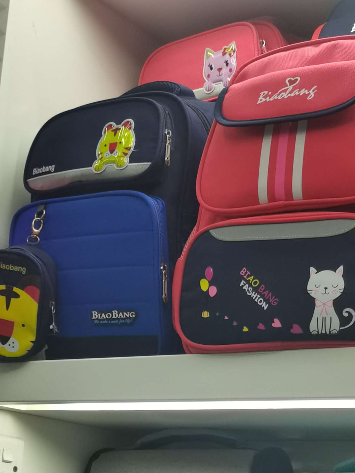 Children's schoolbag 22 thumbnail