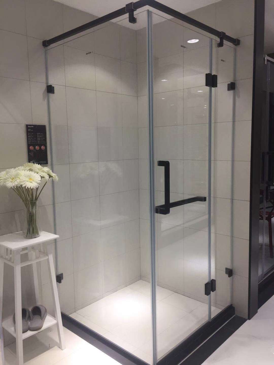贝特超白水晶玻淋浴房18系列拉丝黑钛安全不留指纹一体化设计