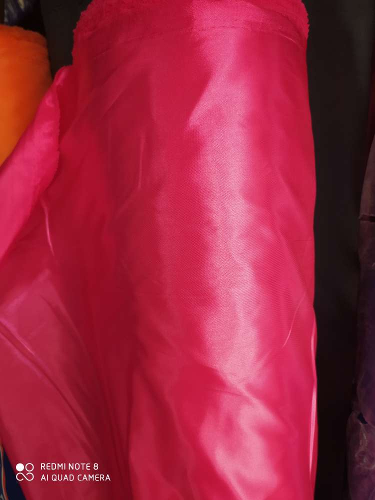 210D bright red Oxford advertising cloth is widely used in advertising, handicrafts and luggage Application Scenario