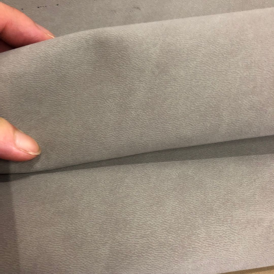 厂家直销压变pu皮肤感羊绒皮面柔滑舒适箱包面料包装盒皮革白底实物图