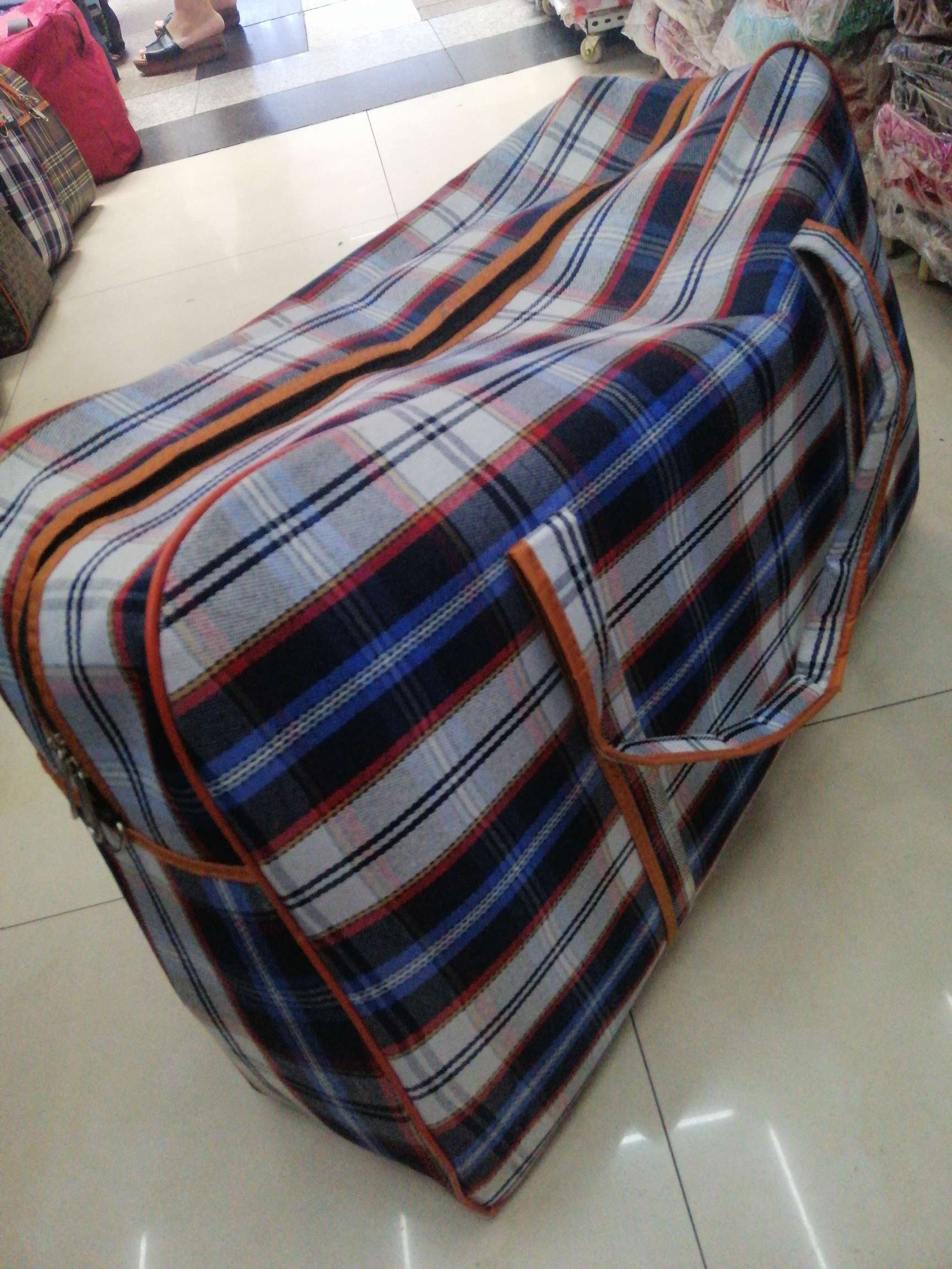 Travel Bag details Picture