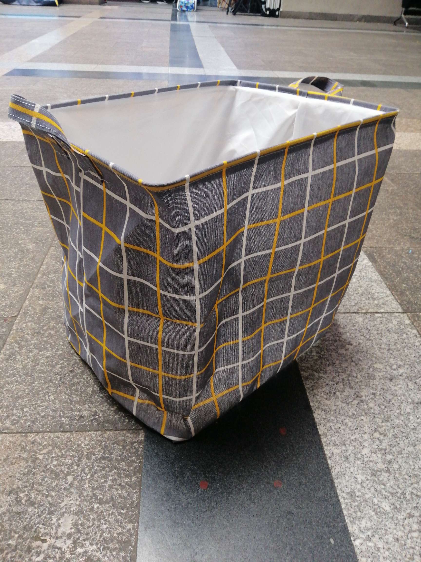 收纳框白底实物图