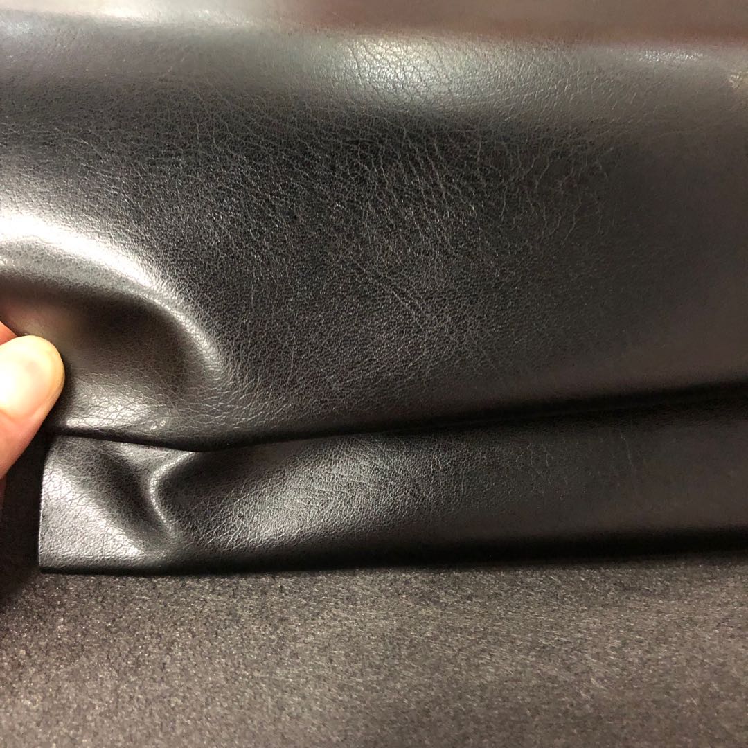 Factory direct sales of pressed PU leather brand leather crystal cowhide bag fabric undefined
