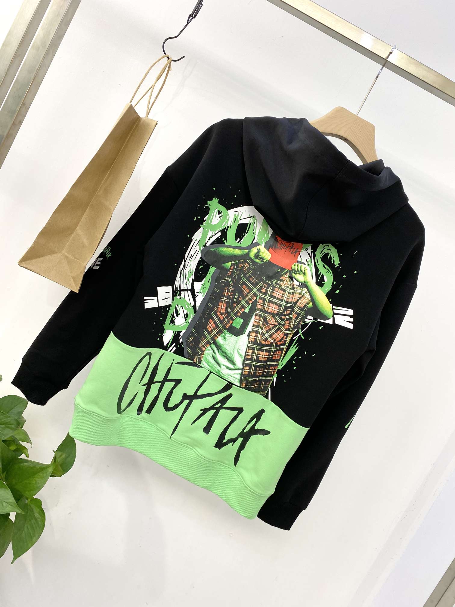 Men's long-sleeved hooded sweatshirt details Picture