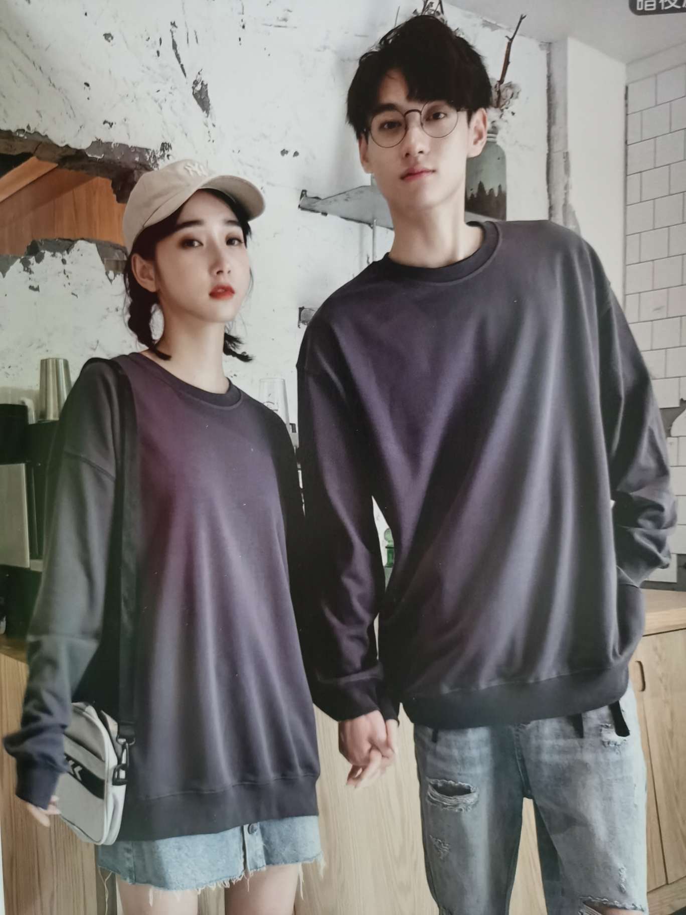 Trendy brand round-neck sweatshirt, loop fashionable sweatshirt Application Scenario