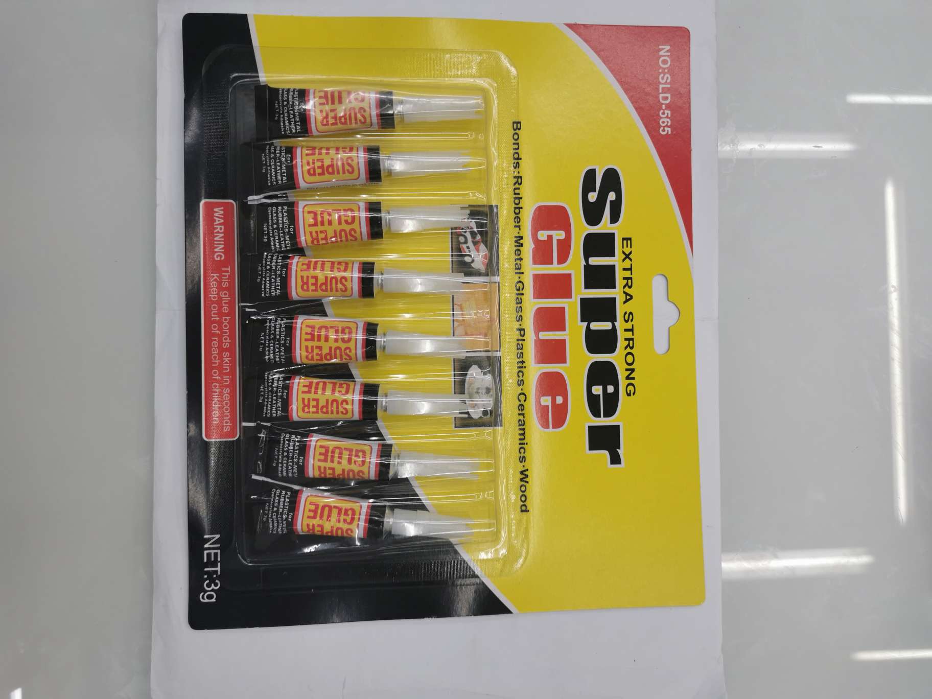 3 g super glue 8 suction CARDS