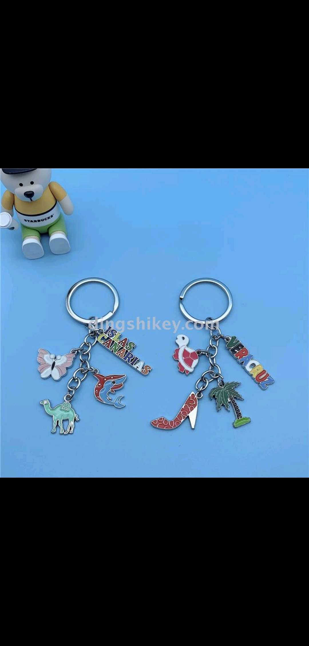 Three little fish 🐠 zinc alloy keychain Specification image