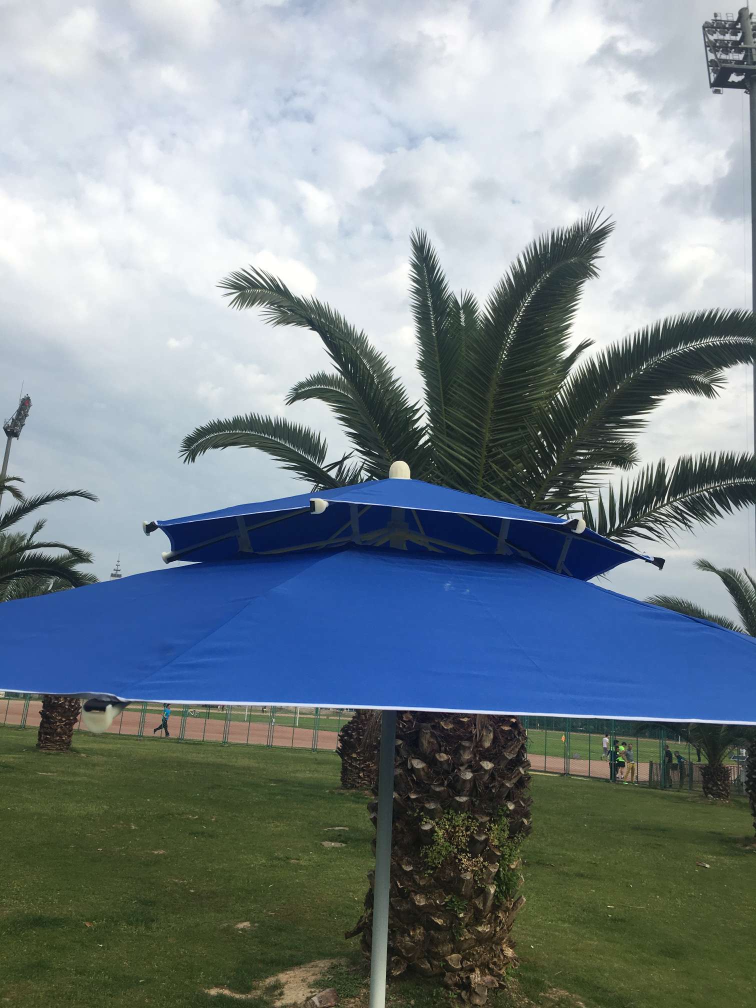 Outdoor rain and sun protection double-top umbrella, umbrella for going out of Korea, polyester umbrella Application Scenario