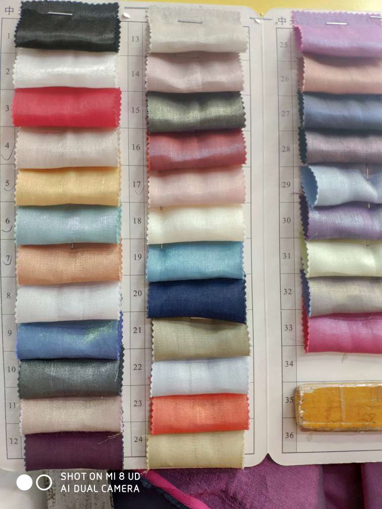 Two-color iriered cotton satin factory direct sales, wholesale and retail. For orders in stock, please consult details Picture