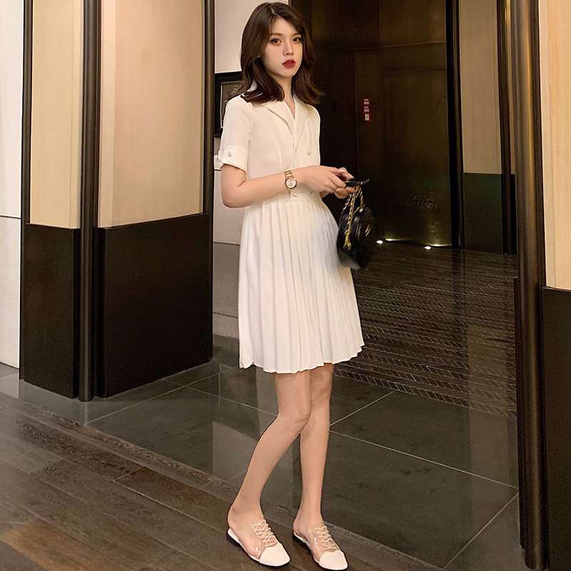 赫本风复古小白裙 夏季小清新温柔风仙气日系白色西装a字连衣裙女细节图