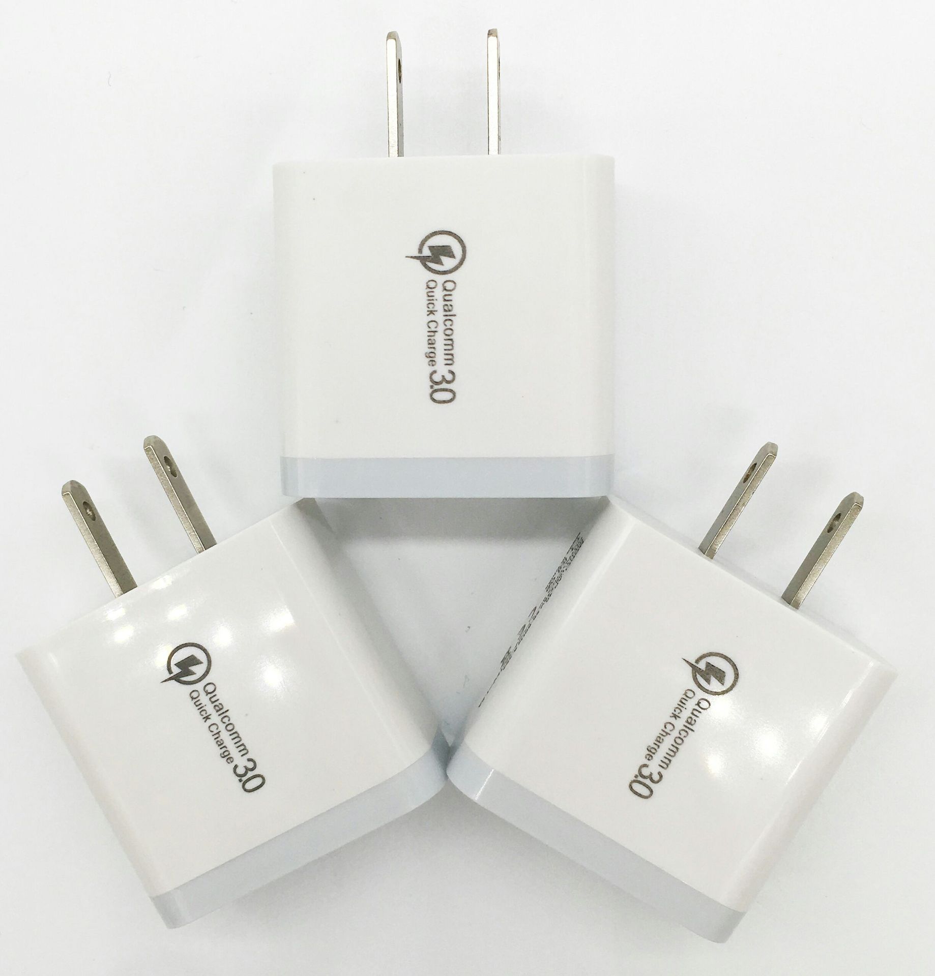 QC3.0 quick charger 5V/9V/12V huawei xiaomi mobile phone Samsung charger