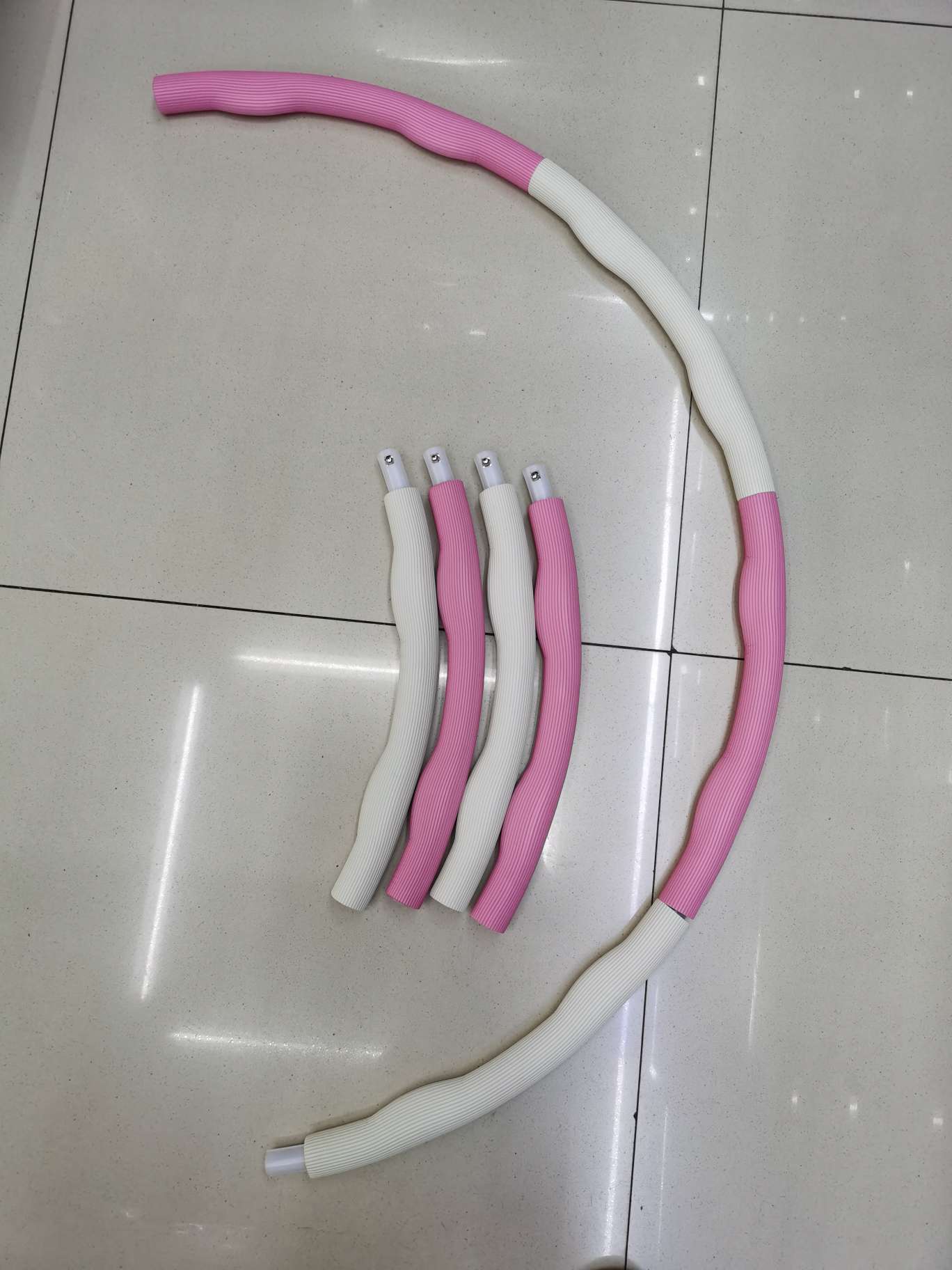 8 Hula Hoops