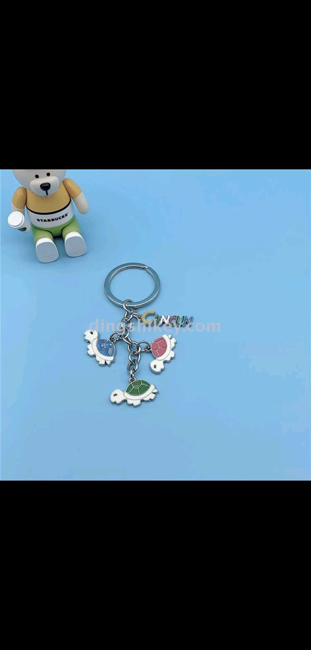 Three little fish 🐠 zinc alloy keychain Application Scenario