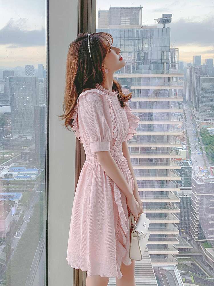 小个子连衣裙女夏粉色少女泡泡袖法式收腰雪纺仙女裙子