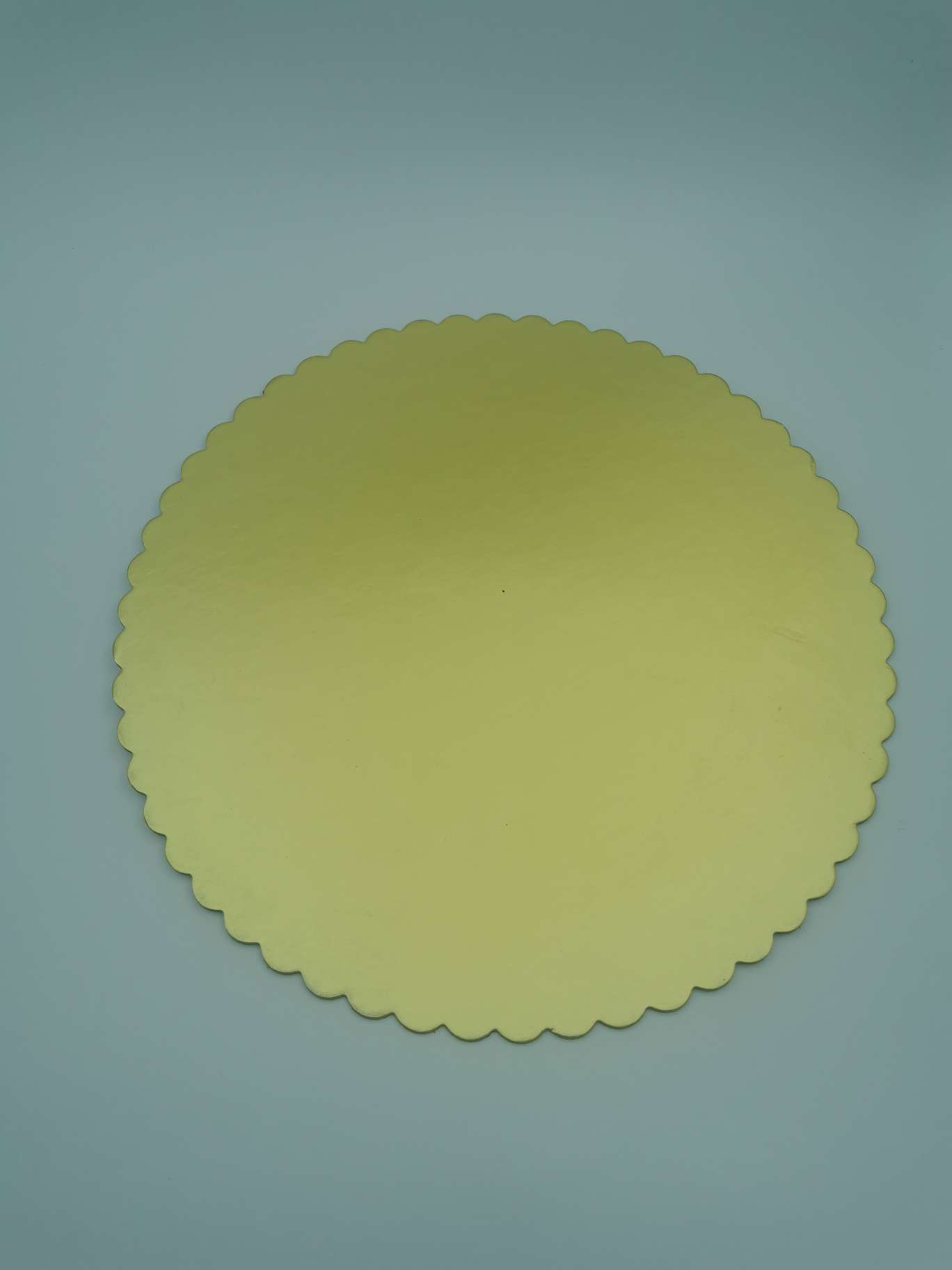 A golden-patterned square baking mousse cake base pad Specification image