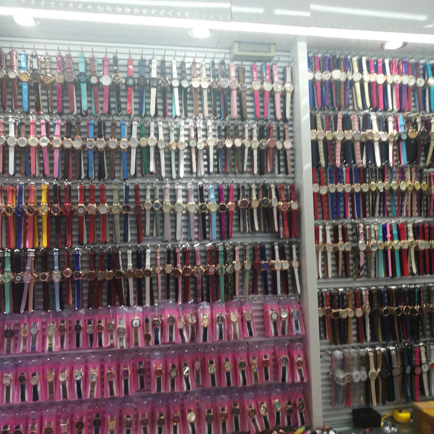 (Mom) Xiongcai Watch Shop describe pic - 2