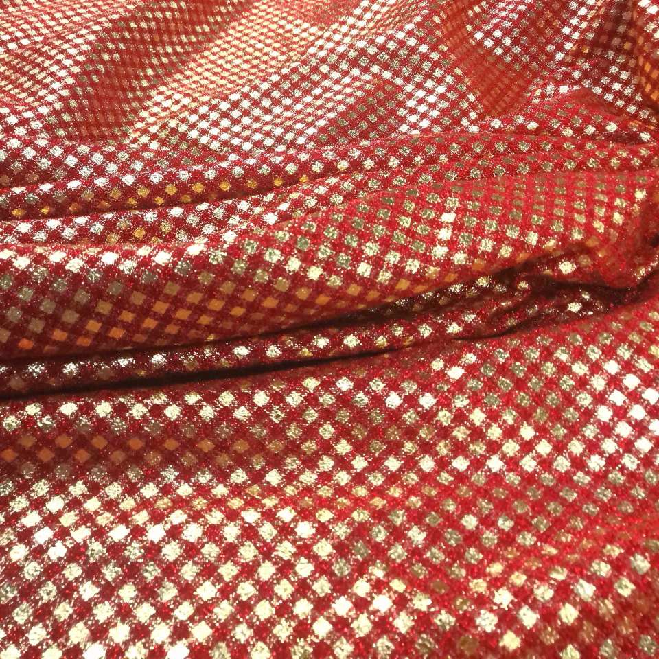 Small Square Hot Gold Thread Cloth Filigreed Fabric Muslim Headscarf Accessories Scarf Festival Supplies Decorative Cloth Application Scenario