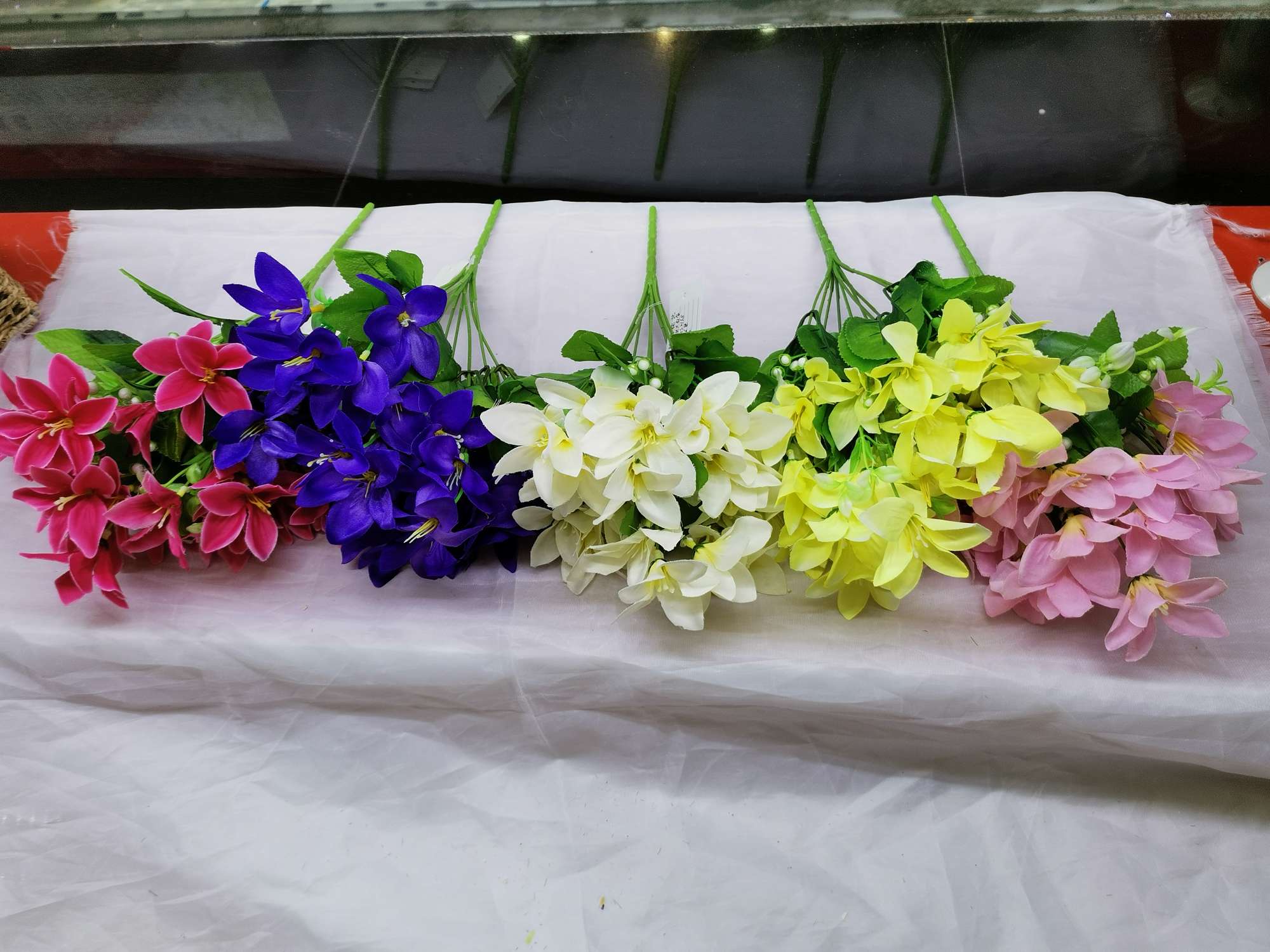 Simulated 10-pronged perfume lily Application Scenario