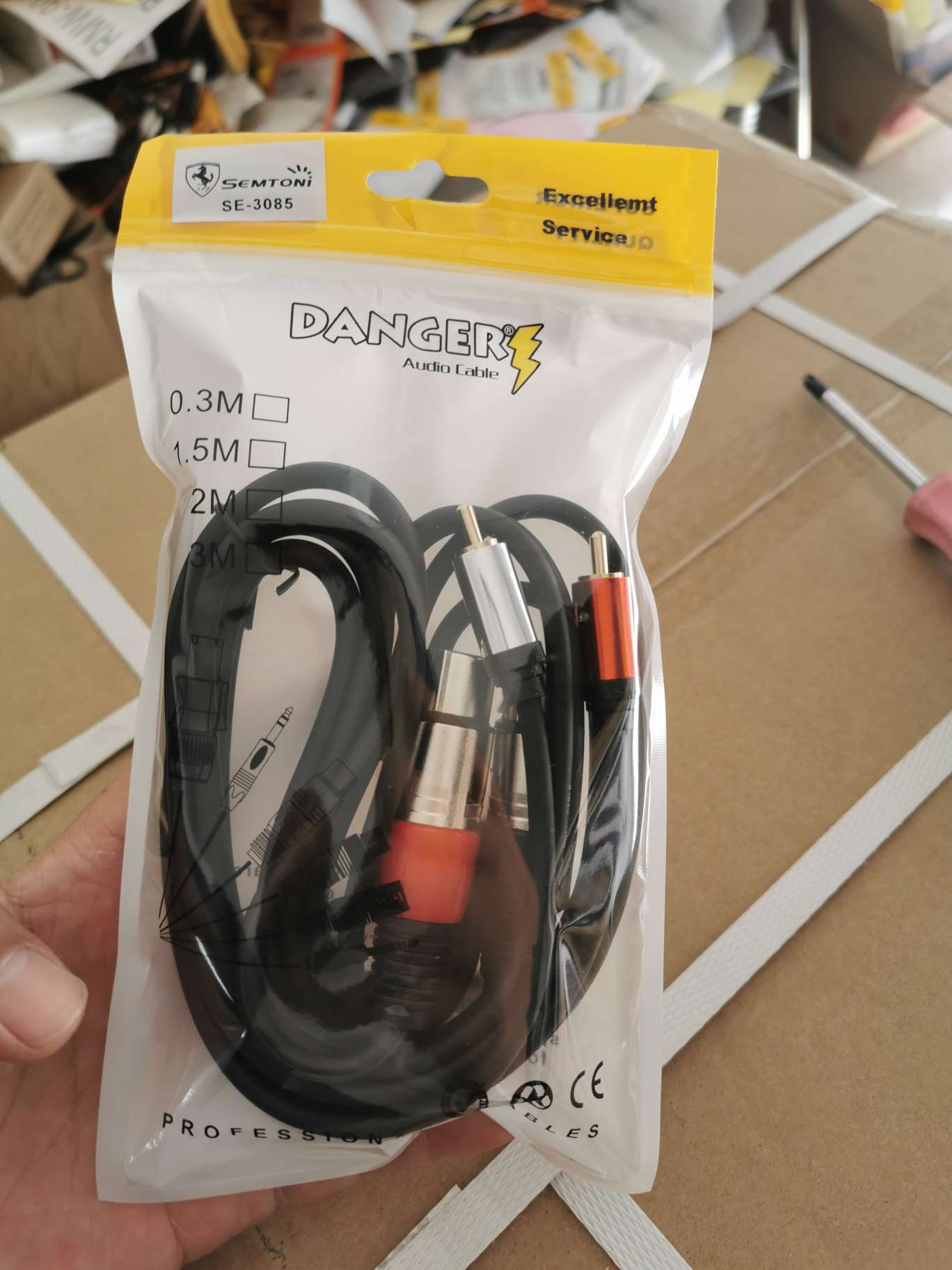 音响调音台信号线产品图