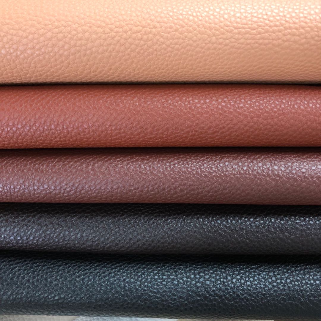 8417 medium size lychee eco-friendly leather, high-quality textured base, 0.9mm thick luggage belt leather, sofa seat cushion leather, wear-resistant Application Scenario