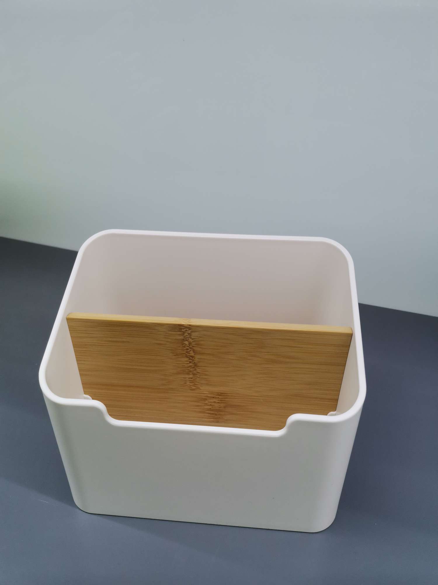 Remote control storage box thumbnail