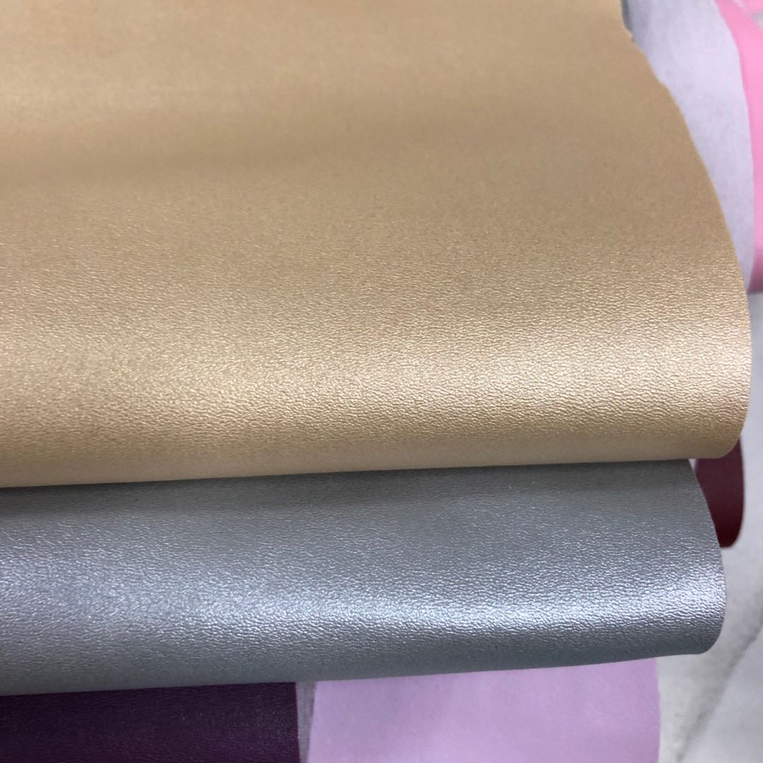 Factory direct sales of 6p eco-friendly leather small Napa pattern semi-PU leather bag fabric Application Scenario