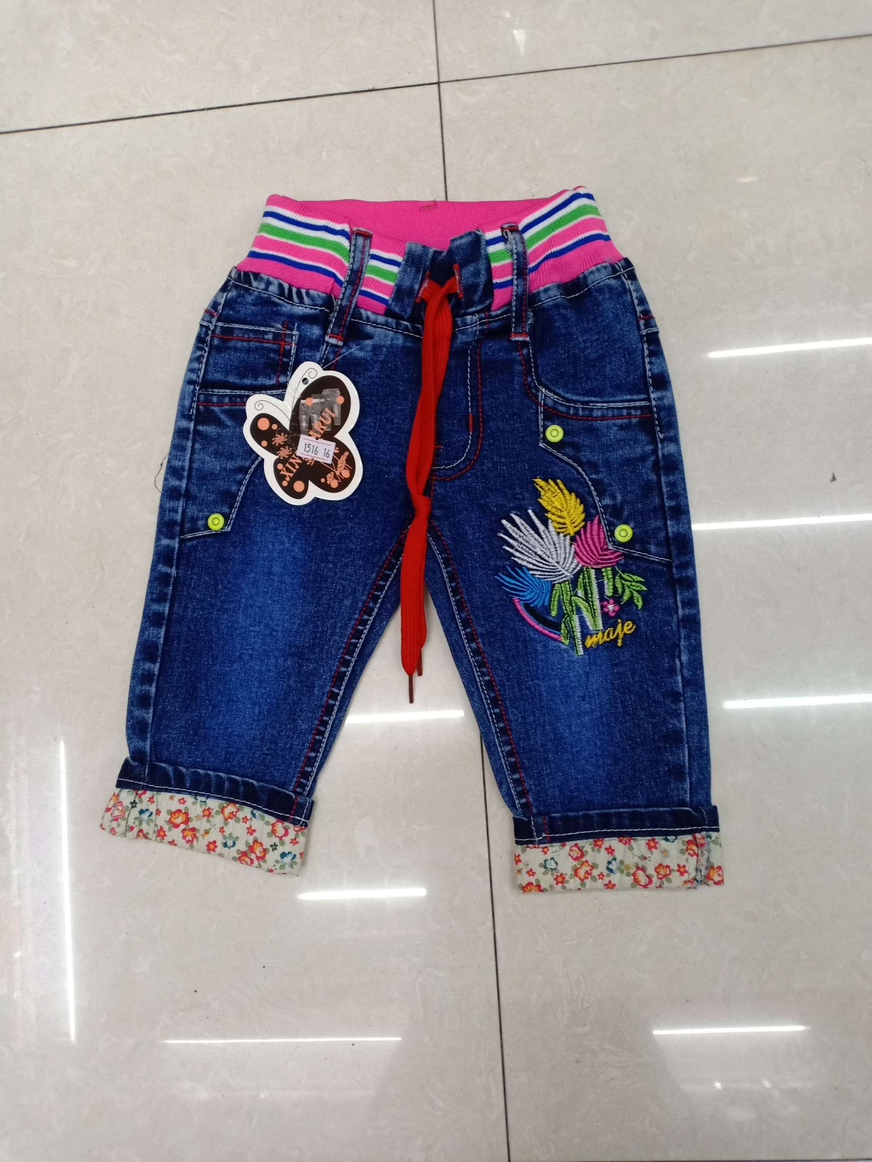 Jeans thumbnail