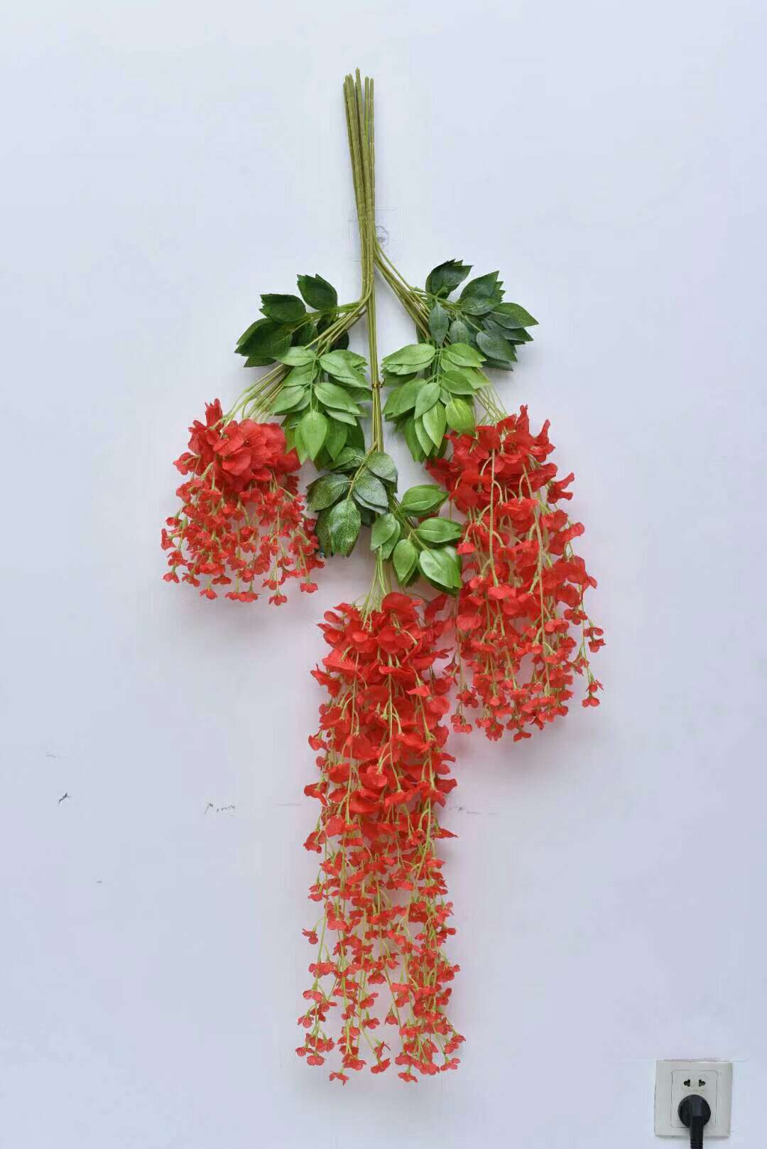 Fumin Silk Flower Factory Direct sales wedding decoration wisteria flowers, artificial flowers, living room decoration, broad bean flowers, plastic wisteria, green leaf wisteria, wisteria flower factory wholesale, long wisteria flowers Application Scenario