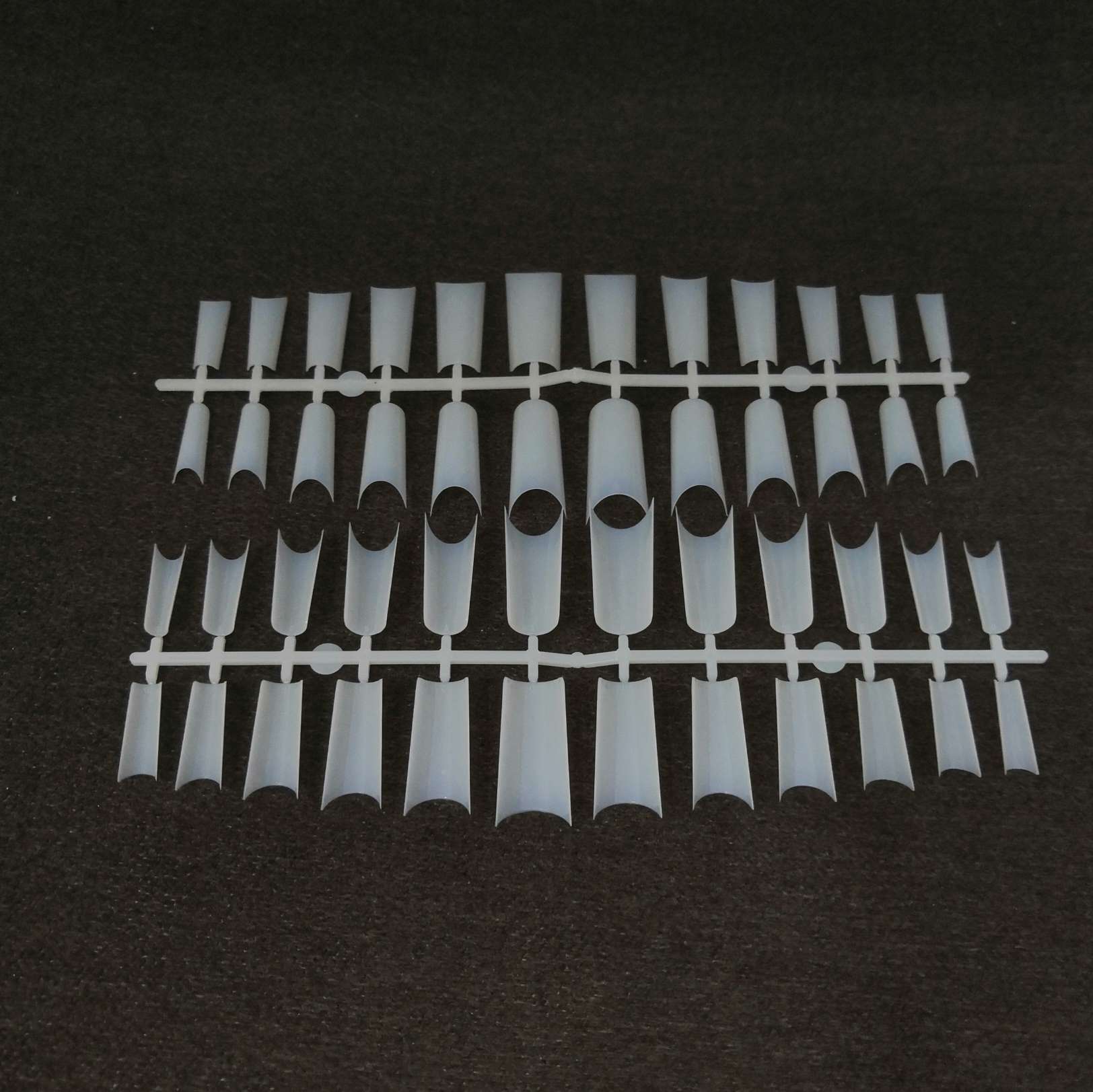 Nail art technique: French transparent and seamless nail plates, French nail plates, natural color nail plates undefined