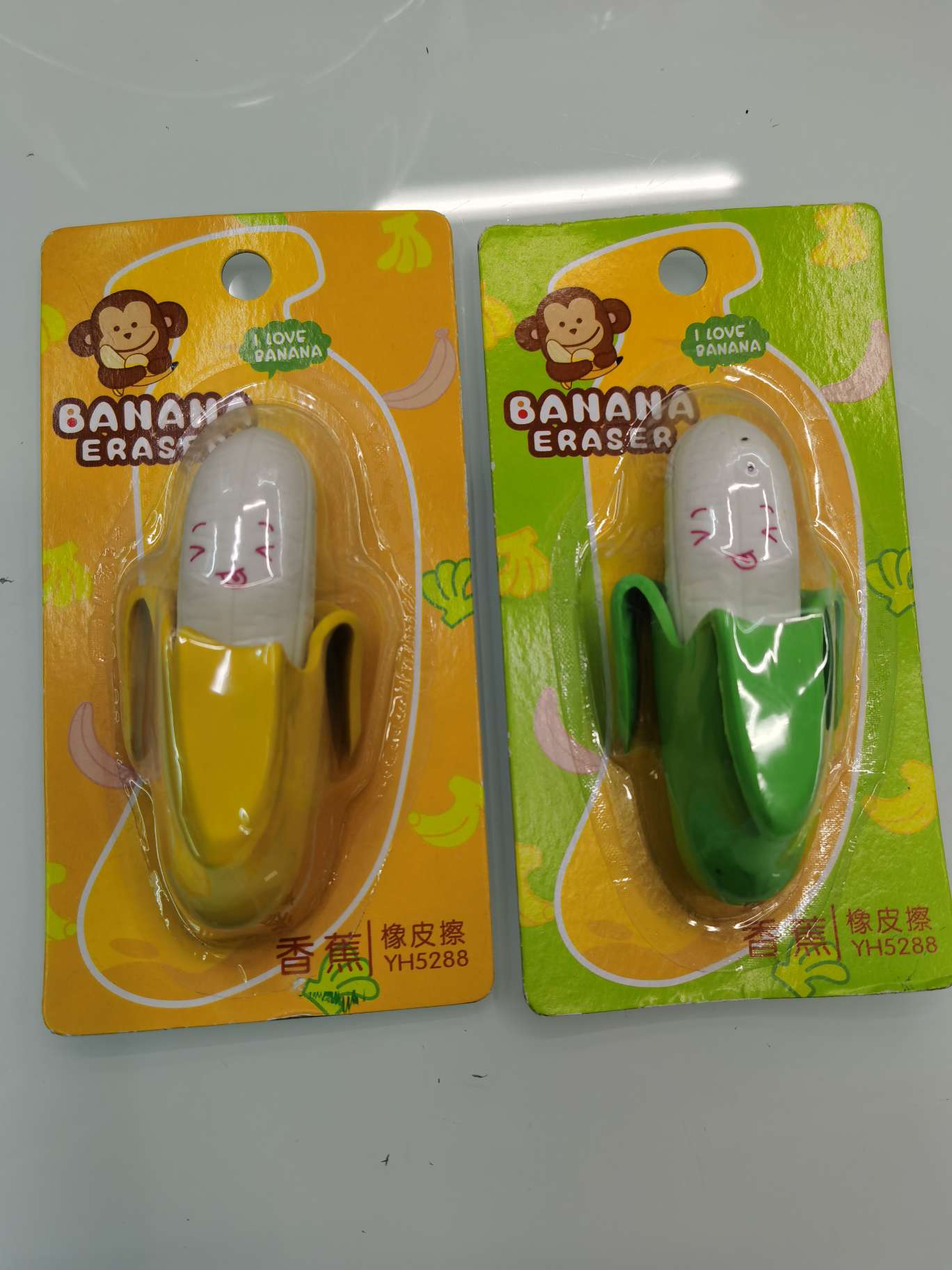 Creative and cute banana eraser details Picture