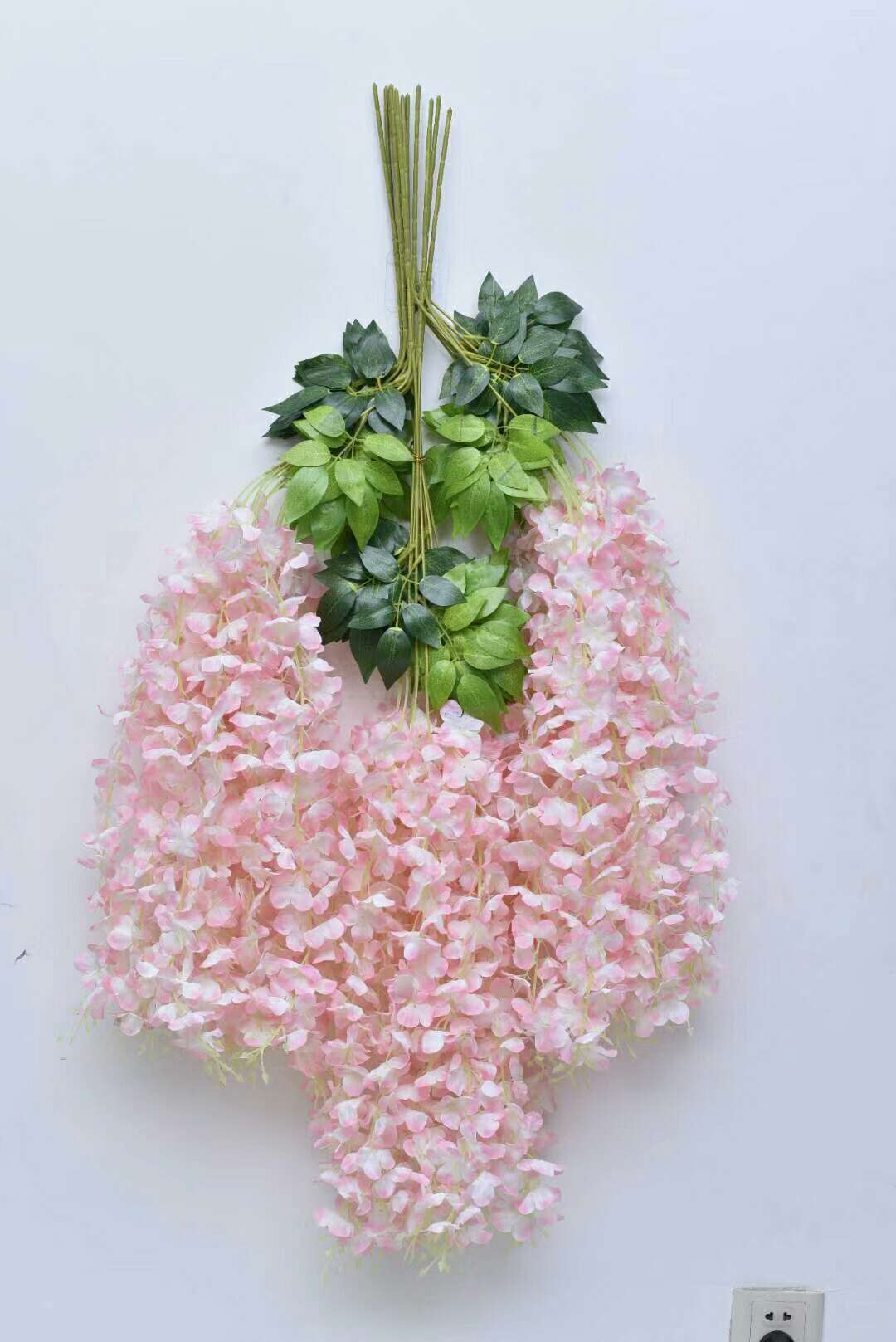 Fumin Silk Flower Factory Direct sales Wedding decoration wisteria flowers, artificial flowers, living room decoration, broad bean flowers, plastic wisteria, green leaf wisteria, wisteria flower factory wholesale, dense long wisteria flowers undefined