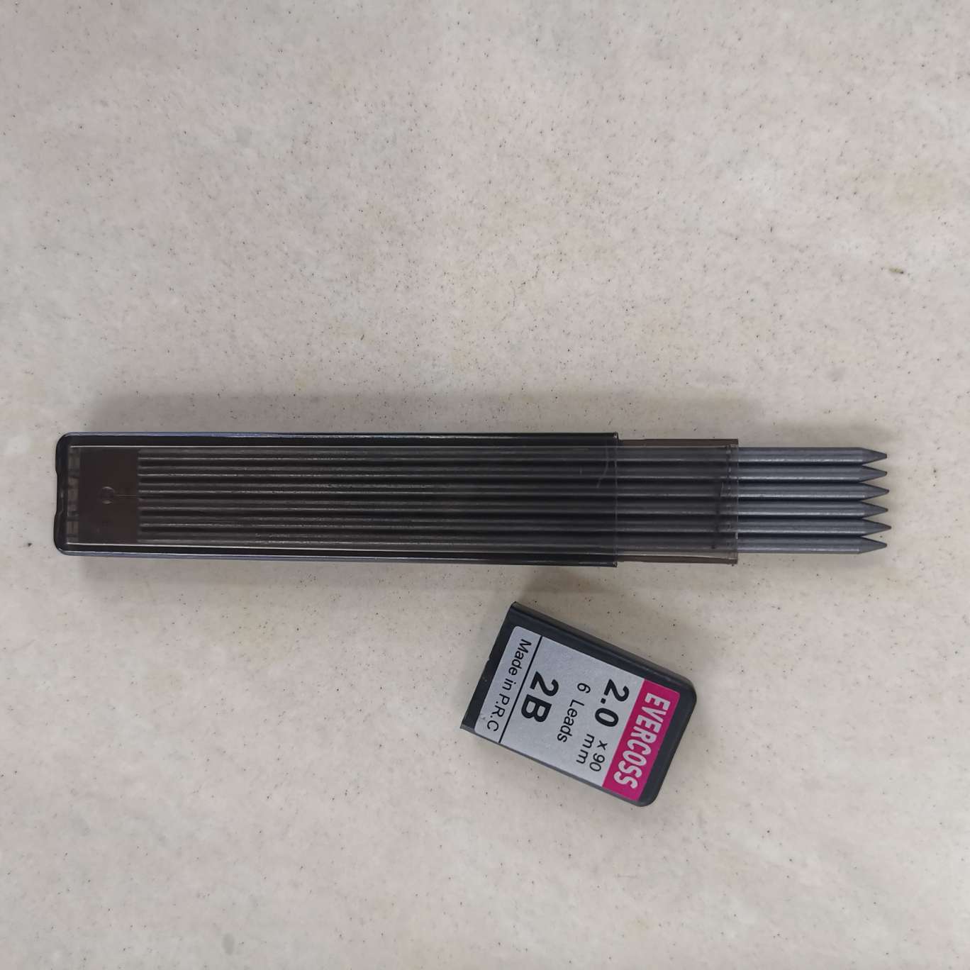 2.0 core with a pointed tip Specification image