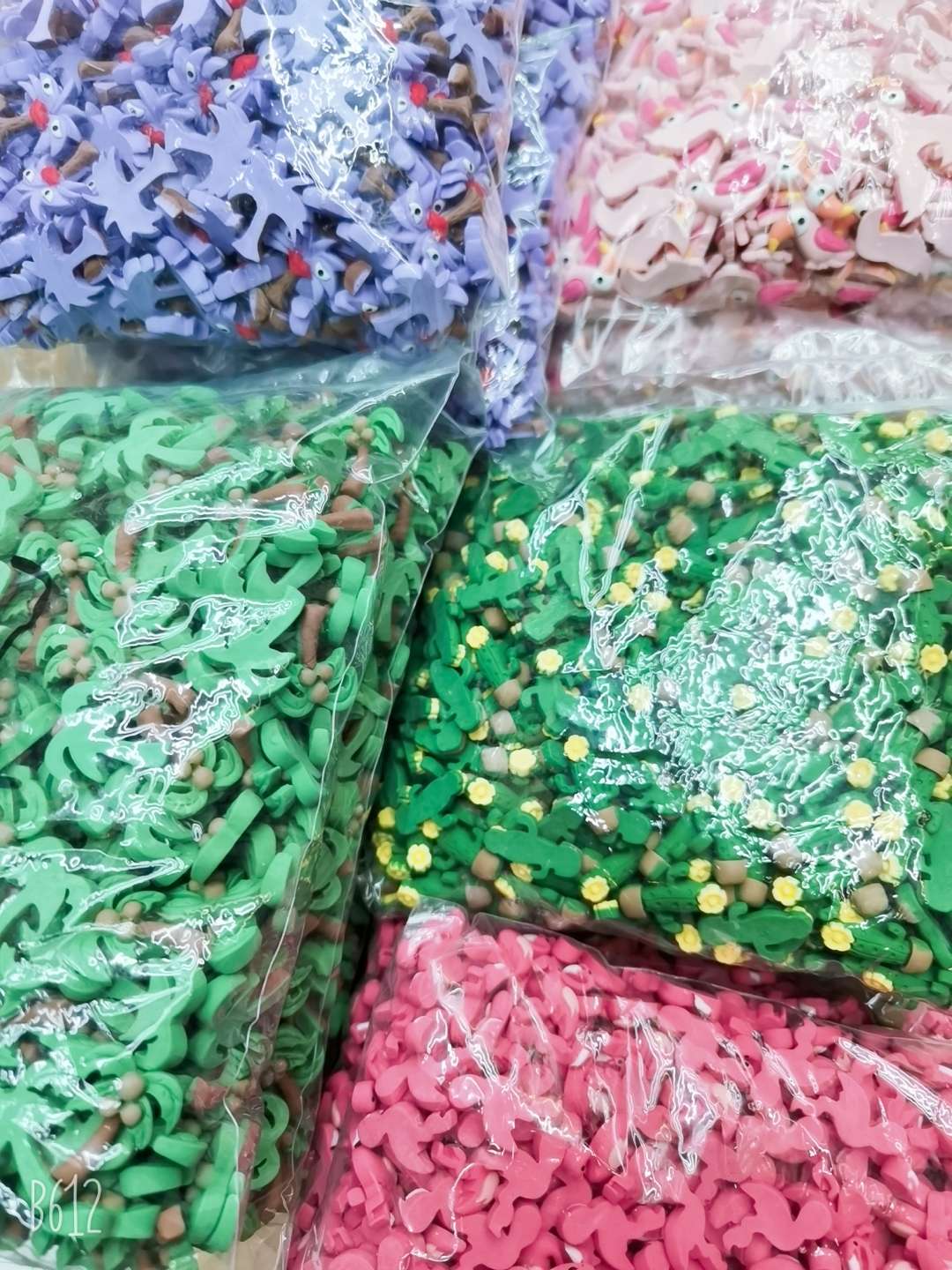 Resin matte series cartoon fruit dumpling plates, Douyin best-selling diy hair clips, water cup stickers, cream glue, phone cases, resin accessories Specification image