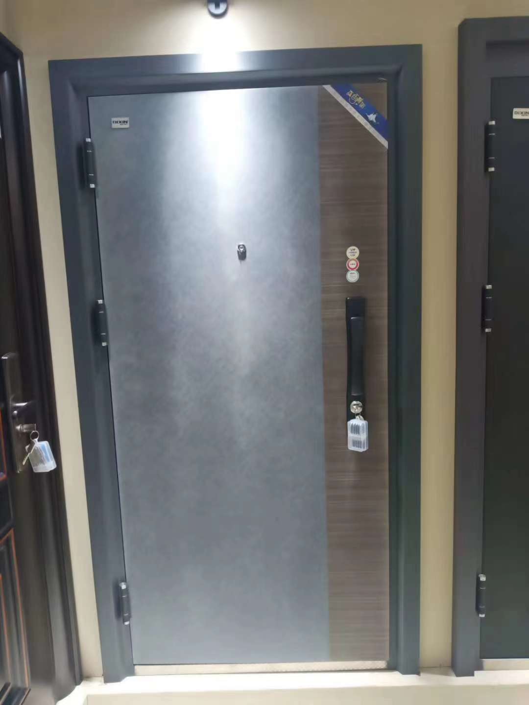 New standard anti-theft door
