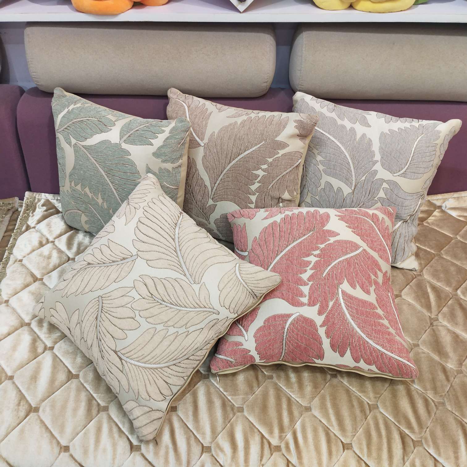 Geometrically simple modern sofa cushion, office cushion, snow sand leaf